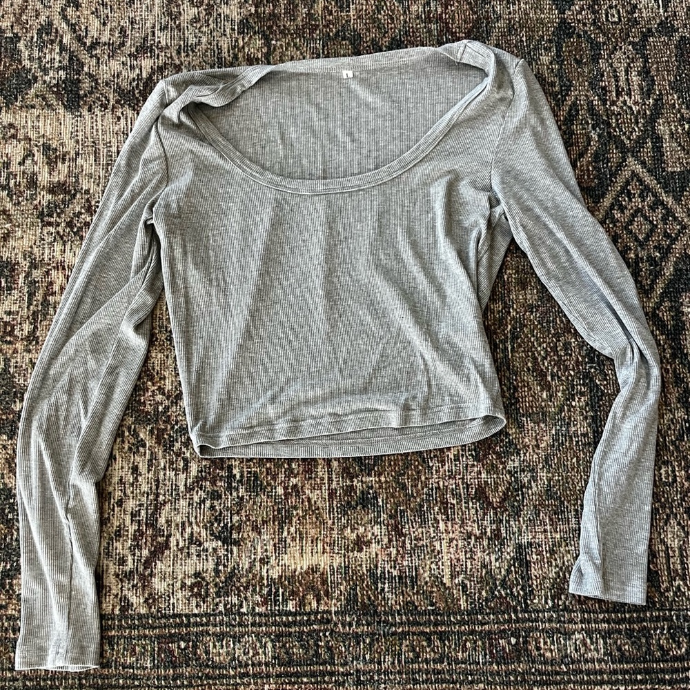 Women’s long sleeve t-shirt